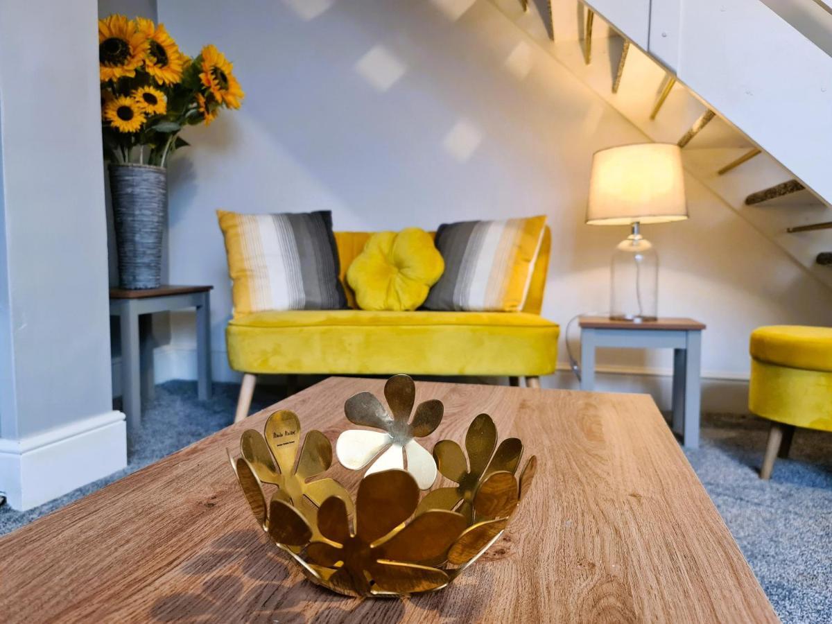 Vakantiehuis Tower Views 2 Bedroom House With Private Parking